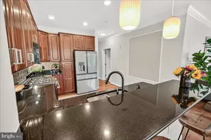 35 E All Saints St, Frederick, MD 21701 - Photo 4