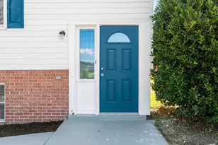 4 James St, Woodsboro, MD 21798 - Photo 2