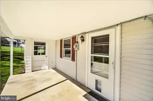 11804 Pleasant Walk Rd, Myersville, MD 21773 - Photo 10