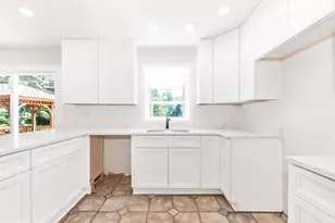 8395 Buckeye Ct, Frederick, MD 21702 - Photo 12