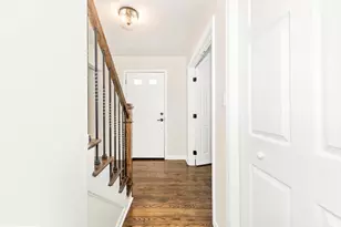 8395 Buckeye Ct, Frederick, MD 21702 - Photo 2