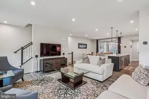 5912 Garden Walk Dr, Frederick, MD 21703 - Photo 16