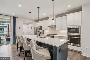 5912 Garden Walk Dr, Frederick, MD 21703 - Photo 6