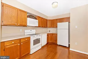 6905 Chokeberry Ct, Frederick, MD 21703 - Photo 16