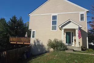 9113 Ridgefield Ln, Frederick, MD 21701 - Photo 2