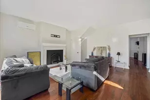 17 W 3rd St, Frederick, MD 21701 - Photo 4