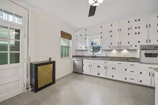 17 W 3rd St, Frederick, MD 21701 - Photo 10