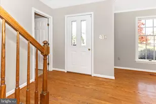 302 Holleybrooke Ct, Walkersville, MD 21793 - Photo 2