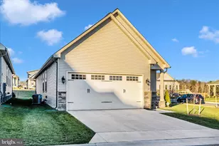 413 Bucklebury Ln, Frederick, MD 21702 - Photo 54