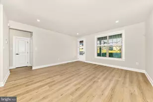 413 Bucklebury Ln, Frederick, MD 21702 - Photo 6