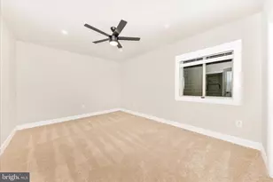 413 Bucklebury Ln, Frederick, MD 21702 - Photo 44