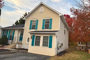 1406 Willow Oak Dr, Frederick, MD 21701 - Photo 2