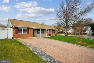 417 White Oak Pl, Frederick, MD 21701 - Photo 4