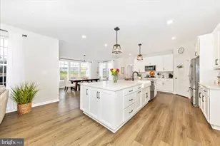 1007 Shenandoah View Pkwy, Brunswick, MD 21716 - Photo 8