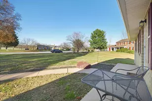 6527 Morningside Ct, Middletown, MD 21769 - Photo 2