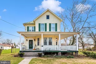 16 Lombard St, Thurmont, MD 21788 - Photo 1