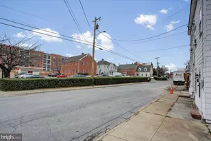208 Broadway St, Frederick, MD 21701 - Photo 2