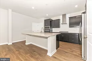 461 Hanson St, Frederick, MD 21701 - Photo 14