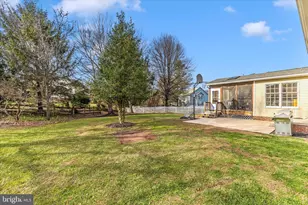 2181 E Greenleaf Dr, Frederick, MD 21702 - Photo 38