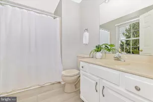 2181 E Greenleaf Dr, Frederick, MD 21702 - Photo 22