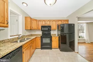 2181 E Greenleaf Dr, Frederick, MD 21702 - Photo 14