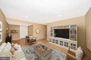 2181 E Greenleaf Dr, Frederick, MD 21702 - Photo 8