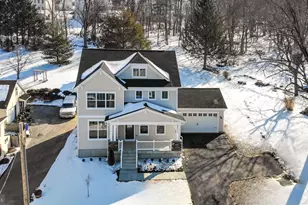 26 Walnut St, Middletown, MD 21769 - Photo 2