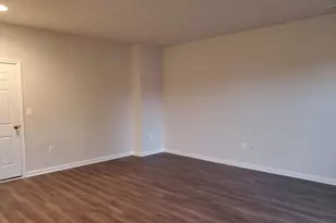 304 Faversham Pl, Frederick, MD 21701 - Photo 4