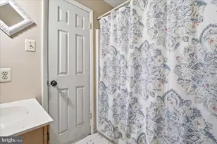 6846 Carnation Cir, Frederick, MD 21703 - Photo 34