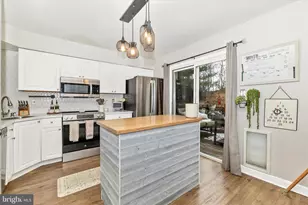 6131 Baldridge Terrace, Frederick, MD 21701 - Photo 10