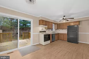 1213 Oak View Dr, Mount Airy, MD 21771 - Photo 12