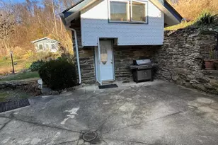 2834 E Boss Arnold Rd, Jefferson, MD 21755 - Photo 10