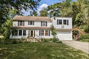 2834 E Boss Arnold Rd, Jefferson, MD 21755 - Photo 2