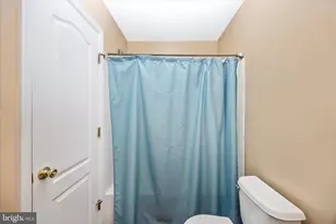 100 Featherstone Pl, Frederick, MD 21702 - Photo 30