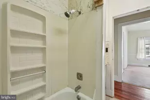 209 Locust St, Frederick, MD 21703 - Photo 18