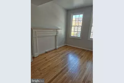 25 S Market Street #APT 2, Frederick, MD 21701 - Photo 4