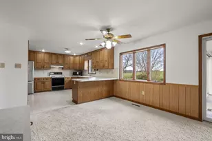 9224 Ball Rd, Ijamsville, MD 21754 - Photo 16