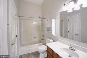 42 Victoria Square, Frederick, MD 21702 - Photo 20