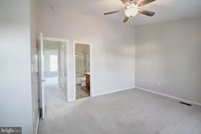 42 Victoria Square, Frederick, MD 21702 - Photo 14