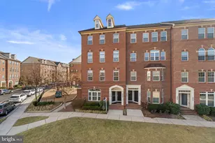 3624 Spring Hollow Ln, Frederick, MD 21704 - Photo 2