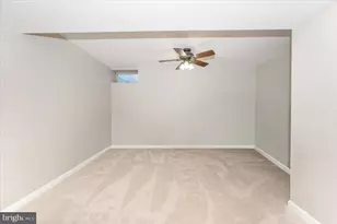 6813 Farmbrook Ct, Frederick, MD 21703 - Photo 32