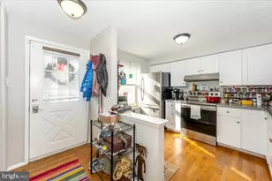 6813 Farmbrook Ct, Frederick, MD 21703 - Photo 14