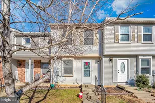 6813 Farmbrook Ct, Frederick, MD 21703 - Photo 2