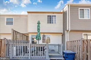 6813 Farmbrook Ct, Frederick, MD 21703 - Photo 36