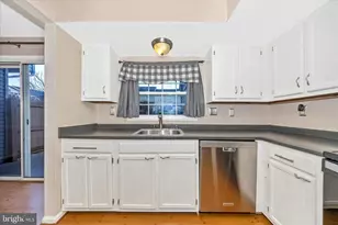 5737 Sunset View Ln, Frederick, MD 21703 - Photo 18