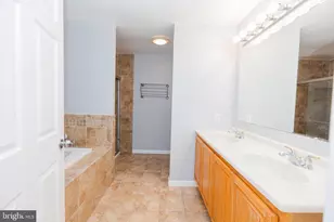 10807 Old National Pike, New Market, MD 21774 - Photo 32