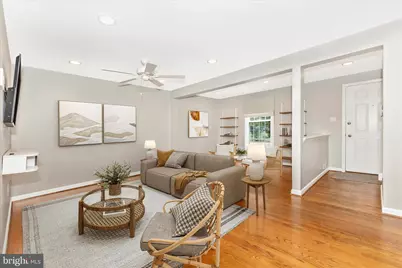 8204 Red Wing Court, Frederick, MD 21701 - Photo 4