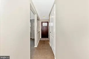 6616 Pebble Ct, Frederick, MD 21703 - Photo 2