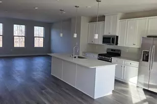 9255 Klamath Rd, Frederick, MD 21701 - Photo 12