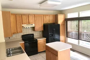 614 Eisenhower Dr, Frederick, MD 21703 - Photo 4